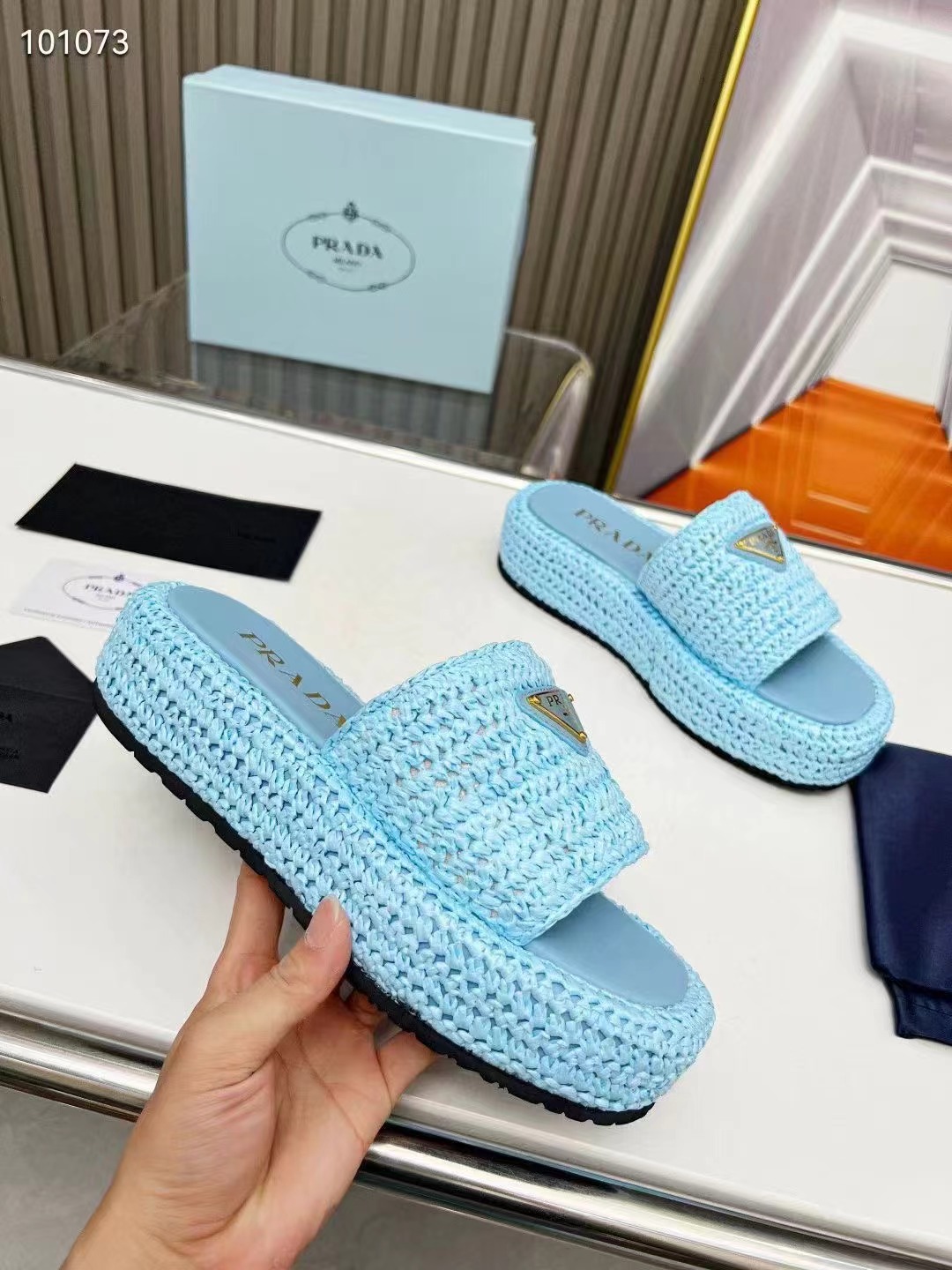 Prada Slippers Women(AAA)-008