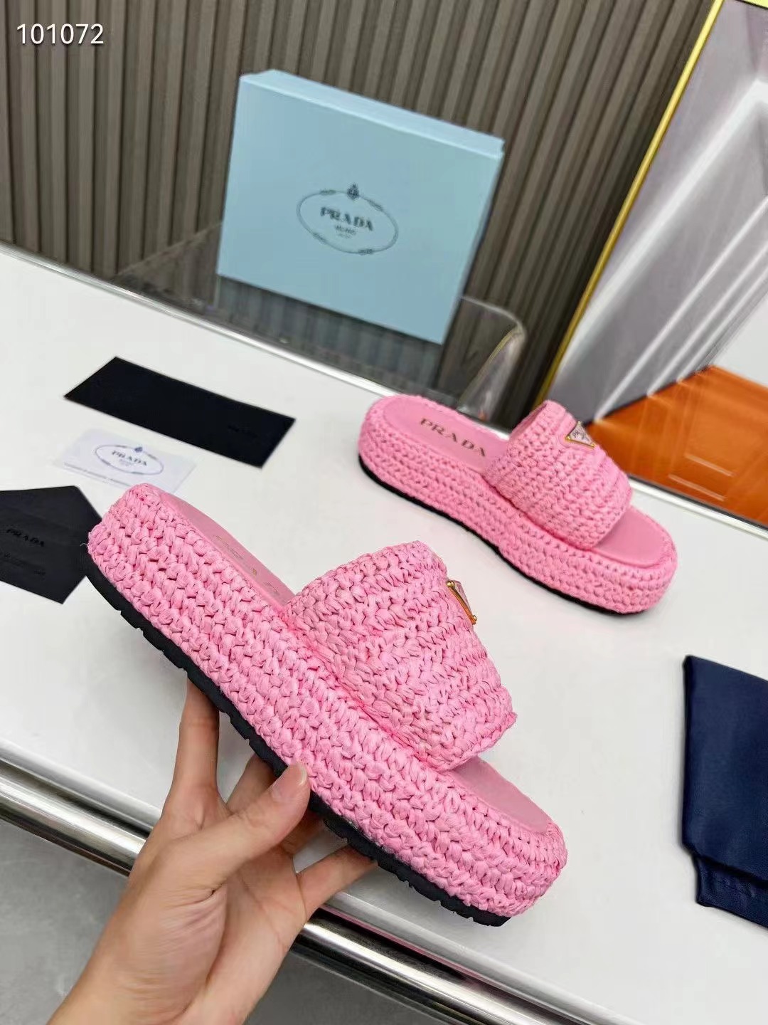 Prada Slippers Women(AAA)-009