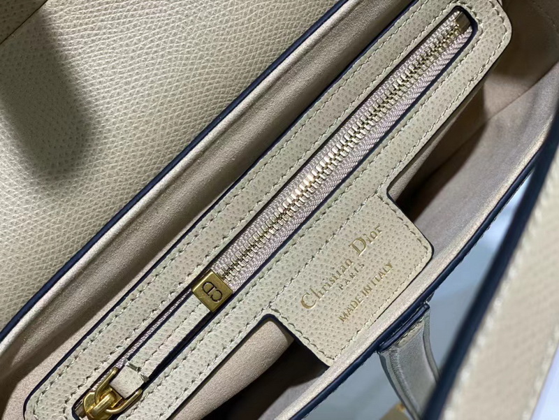Dior Handbags AAAA(Women)-118