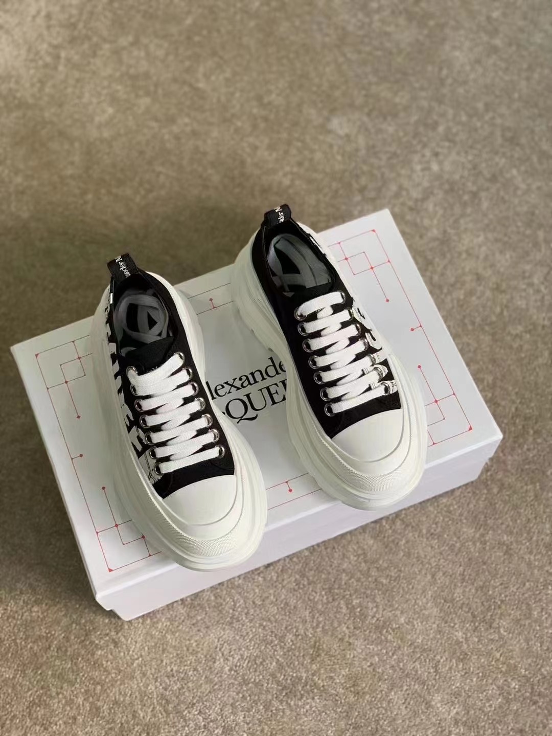 Alexander McQueen Shoes(AAA)-163