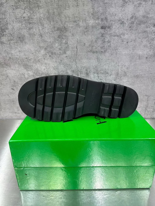 Bottega Veneta Shoes(AAA)-011