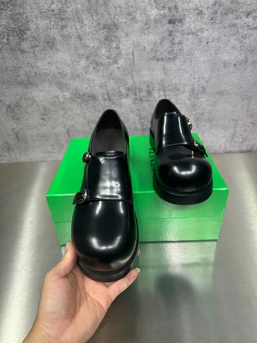 Bottega Veneta Shoes(AAA)-014