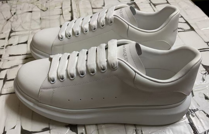 Alexander McQueen Shoes(AAA)-016