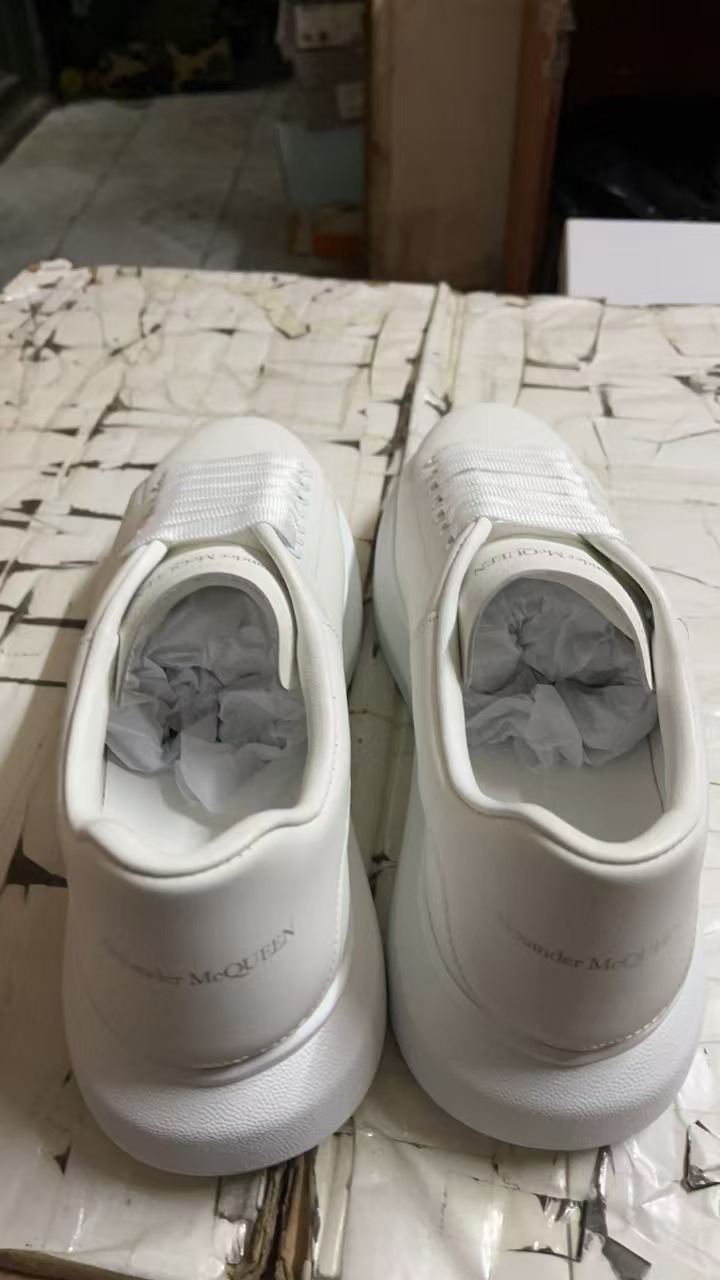 Alexander McQueen Shoes(AAA)-016