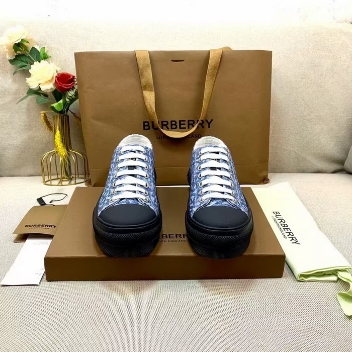 Burberry Shoes(AAA)-120