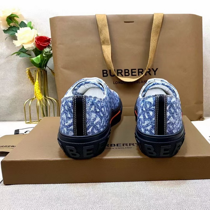 Burberry Shoes(AAA)-120