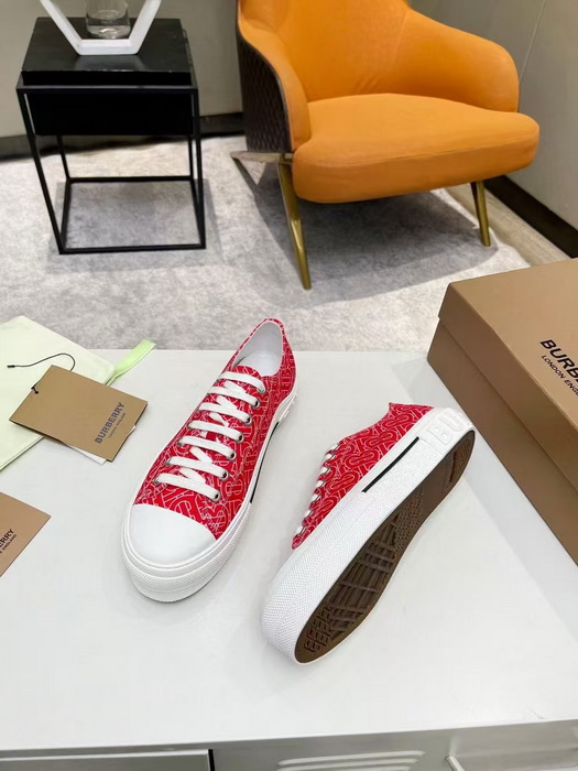 Burberry Shoes(AAA)-121