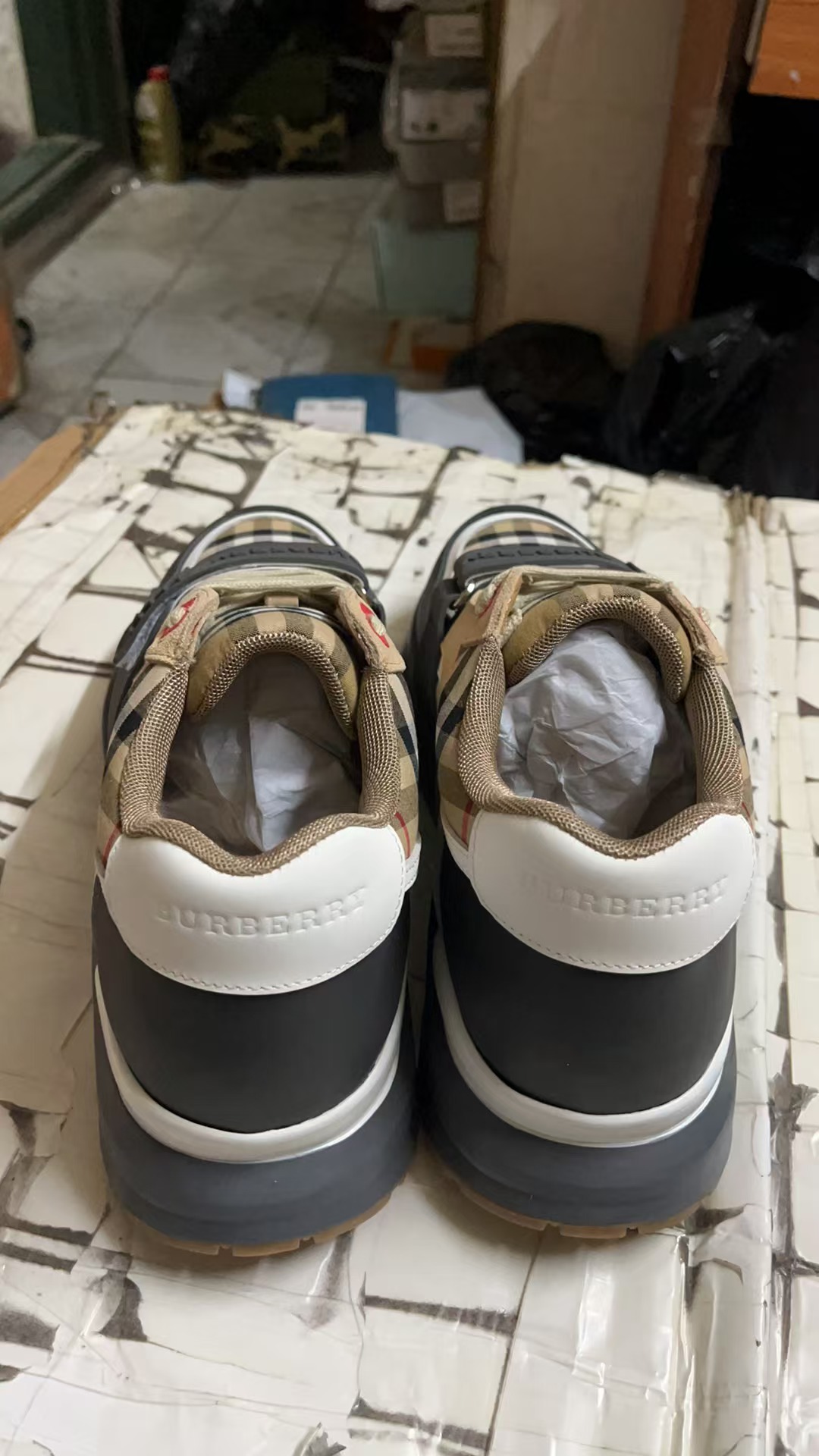 Burberry Shoes(AAA)-115