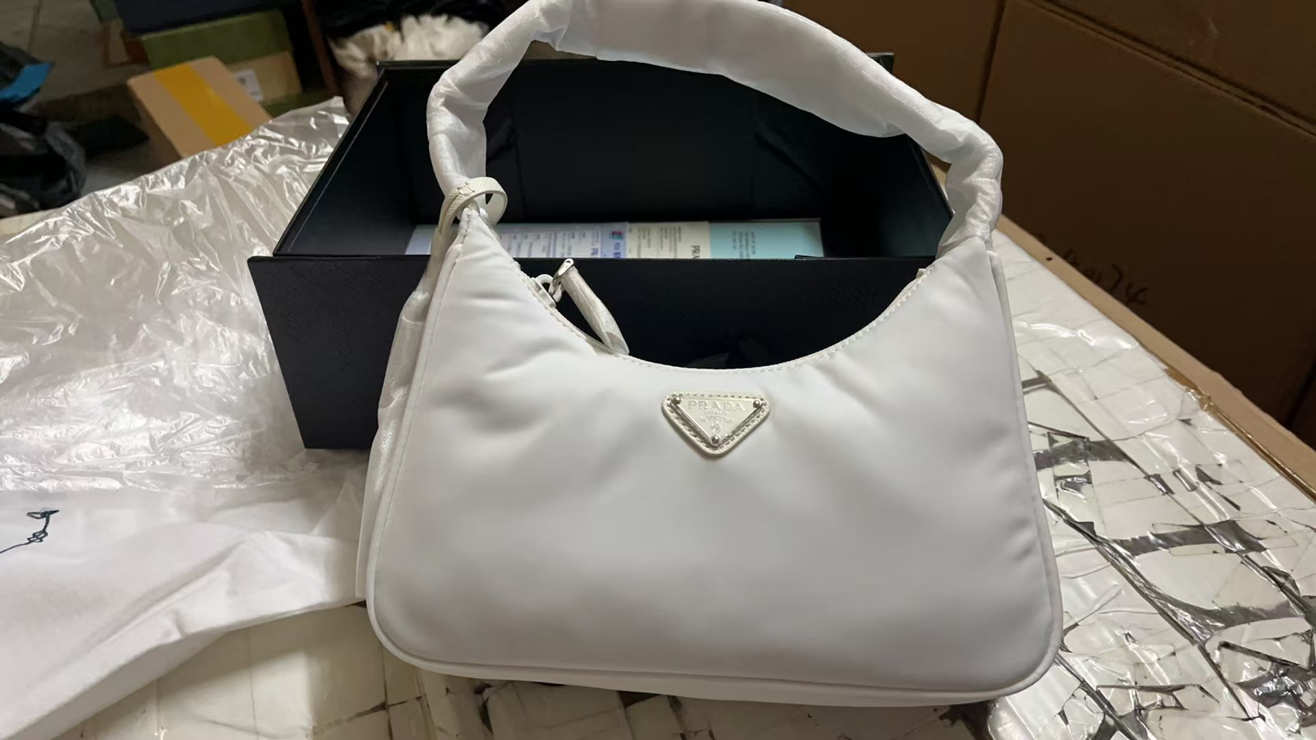 Prada Handbags AAAA(Women)-005