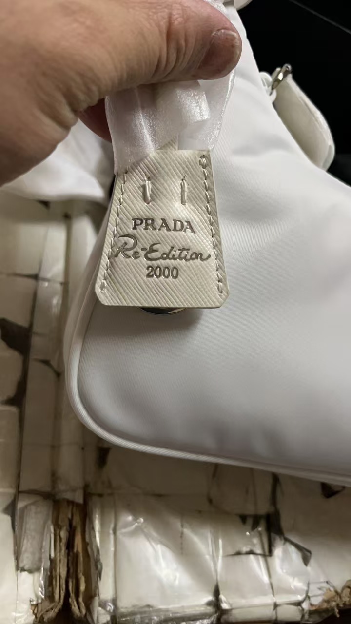 Prada Handbags AAAA(Women)-005