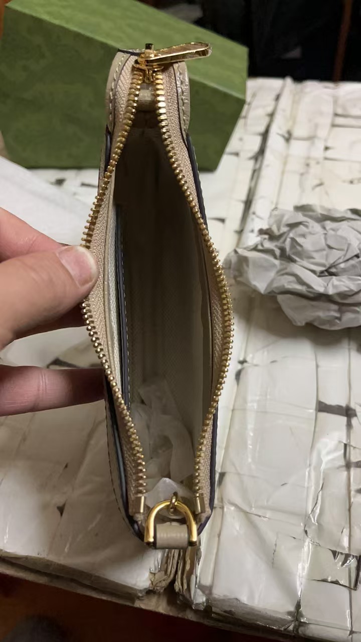 Gucci Handbags AAAA(Women)-252