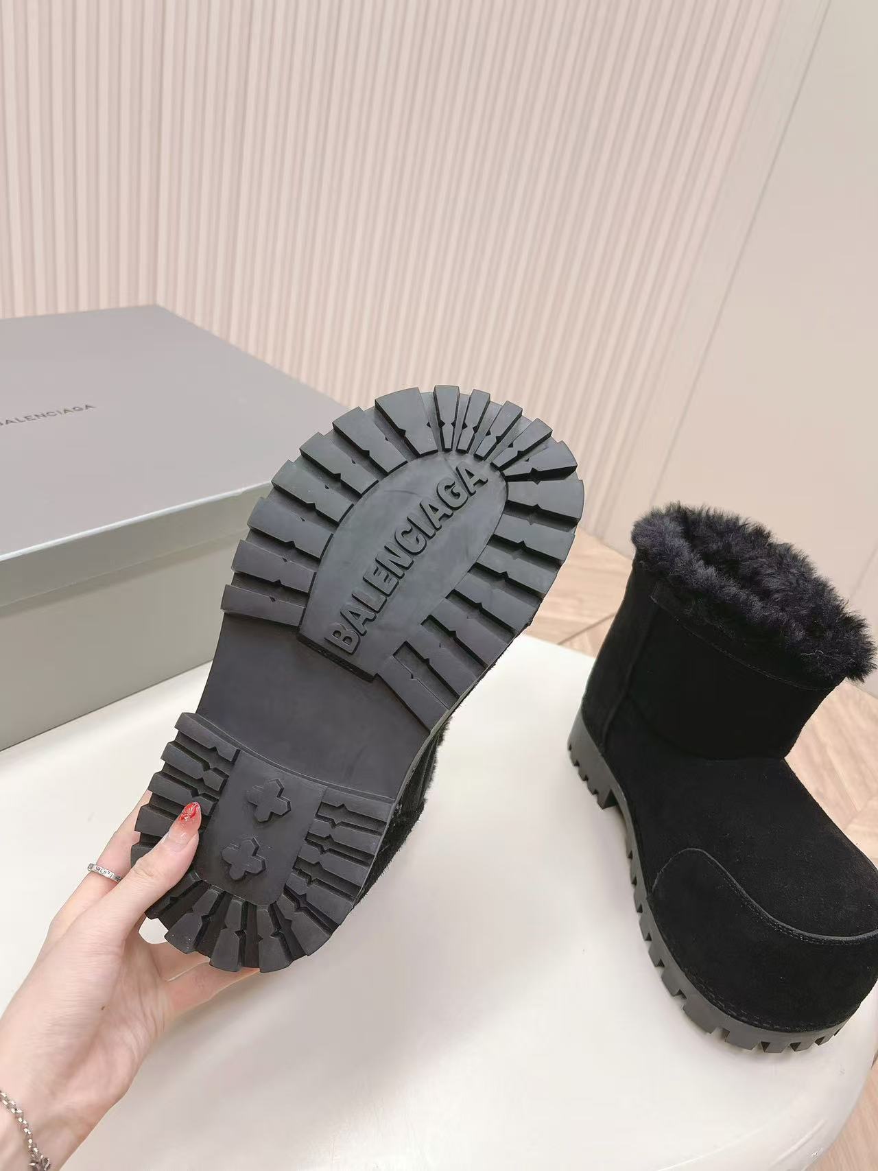Balenciaga Shoes(AAA)-024