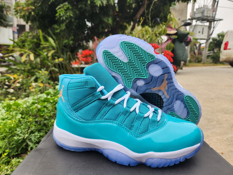 Air Jordan 11 Retro-059