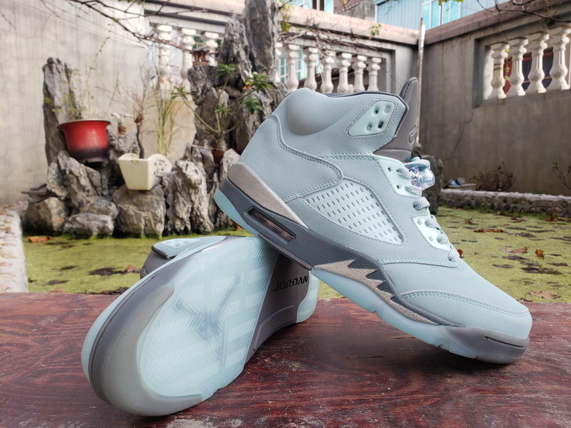 Air Jordan 5 Retro-025