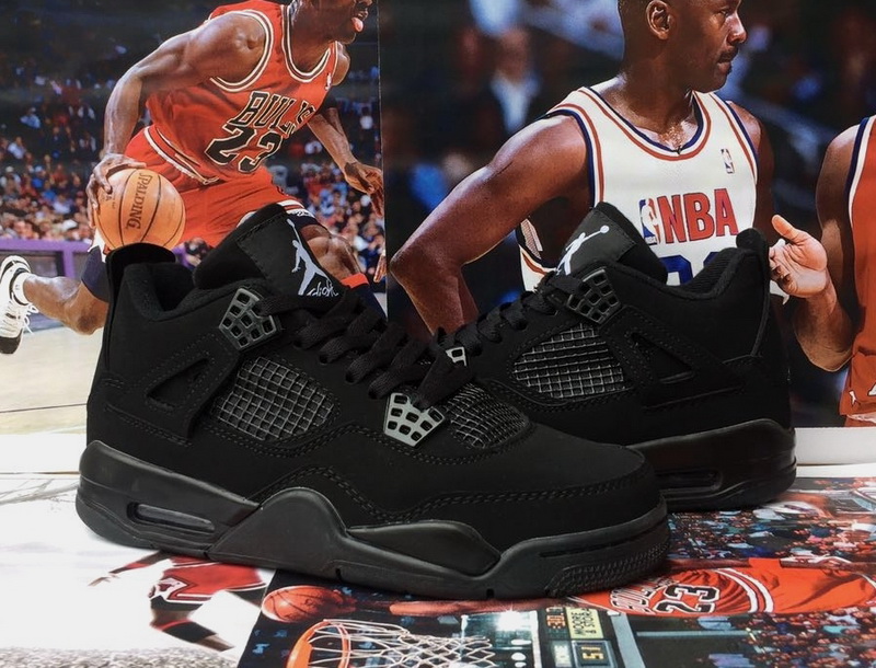 Air Jordan 4 Retro-090