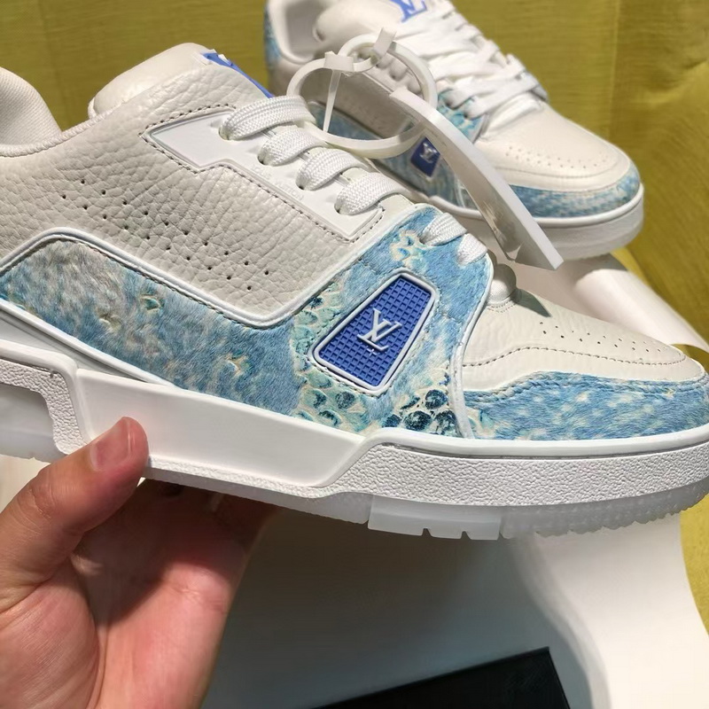 LV Shoes(AAA)-977