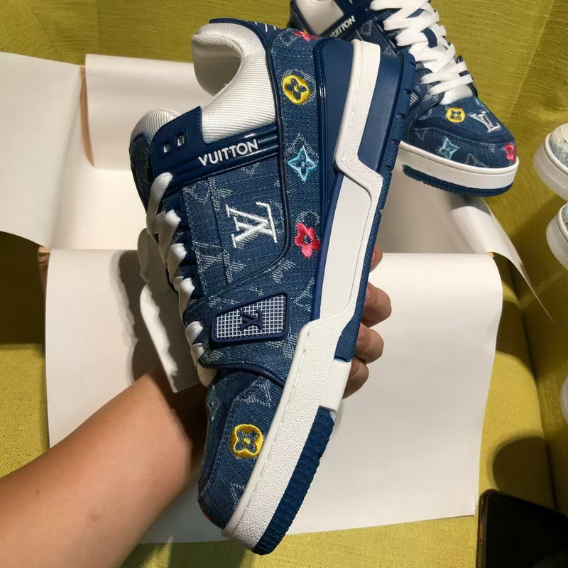 LV Shoes(AAA)-979
