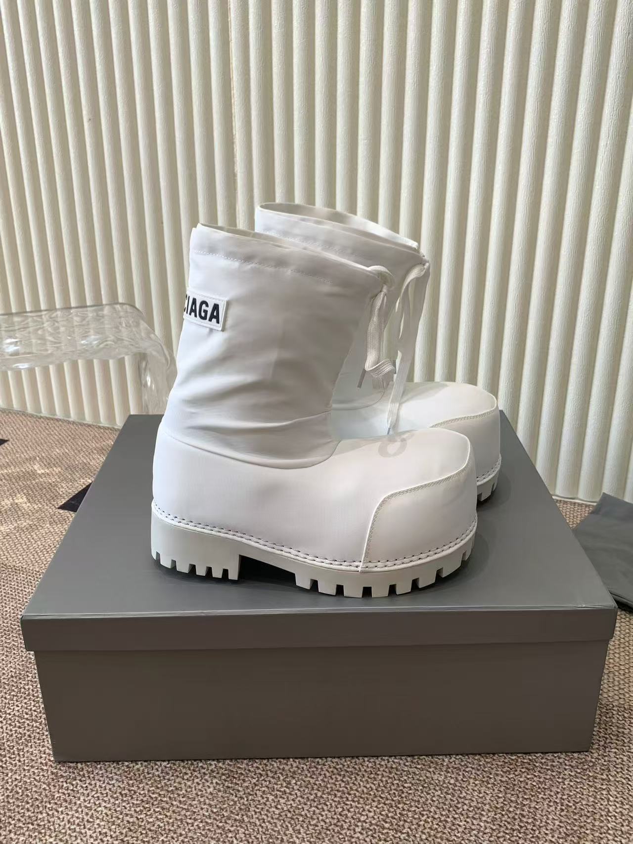 Balenciaga Shoes(AAA)-027