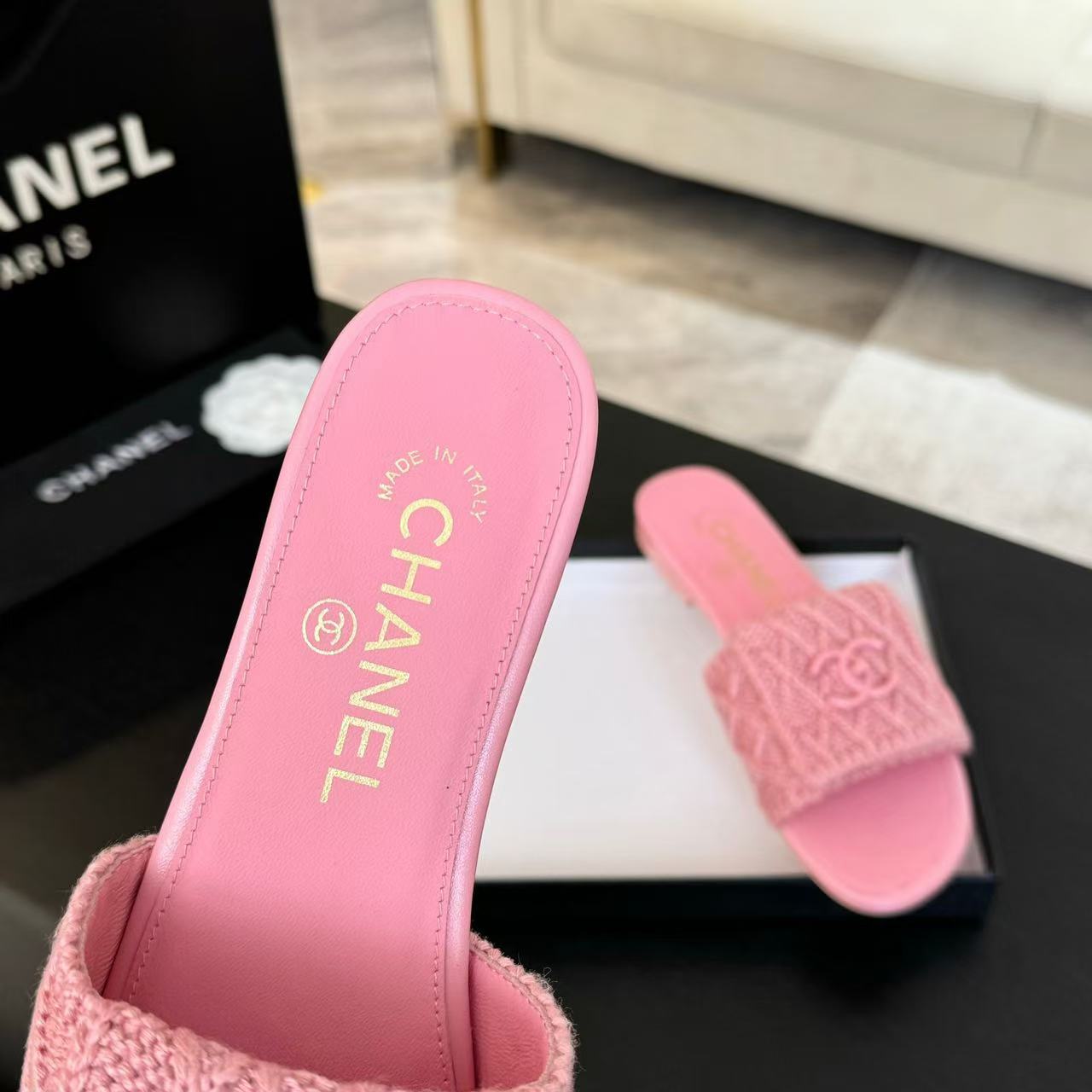 Chanel Slippers Women(AAA)-015