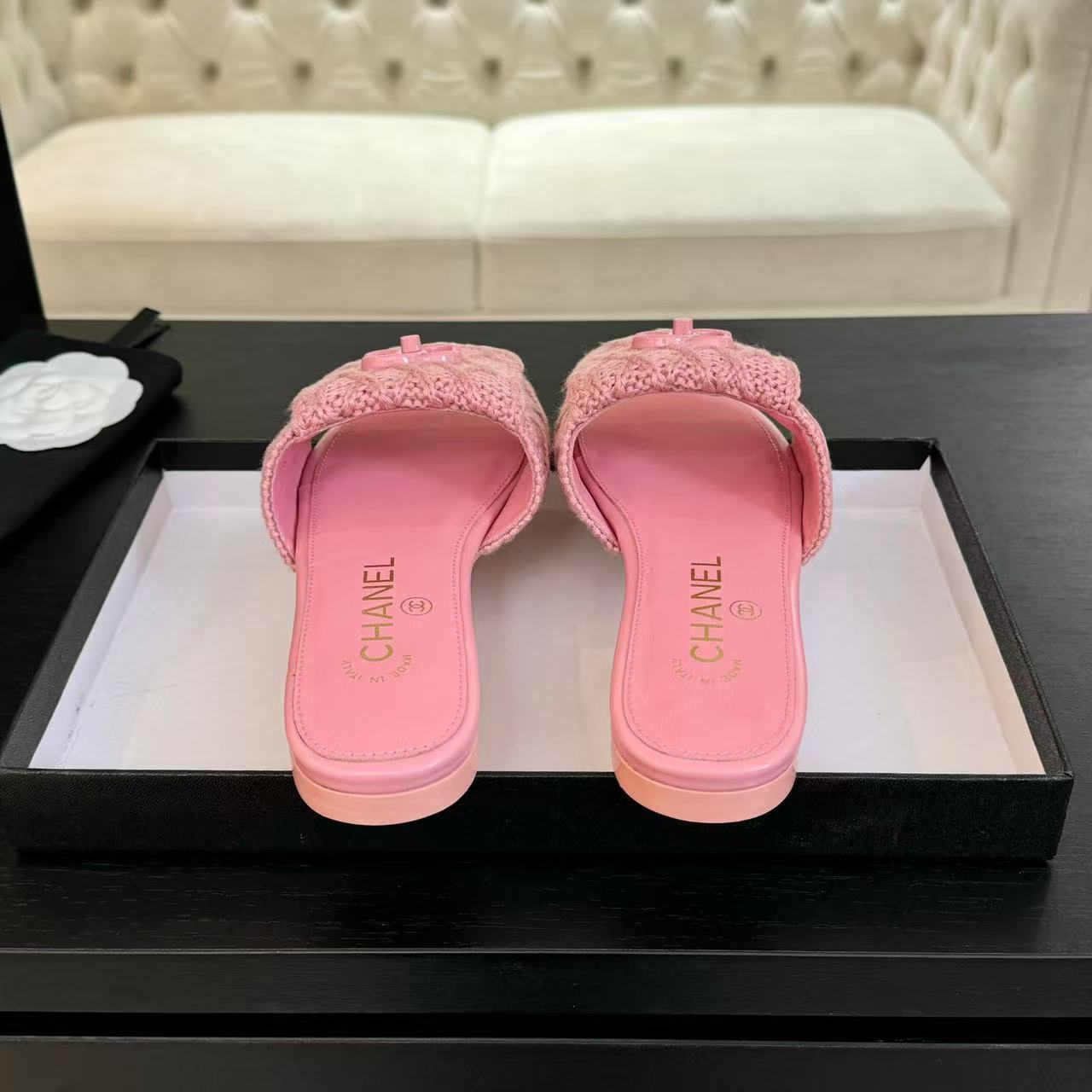 Chanel Slippers Women(AAA)-015