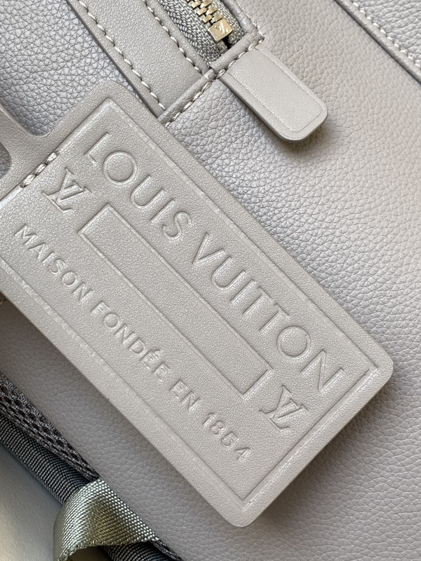 LV Backpack(AAA)-086