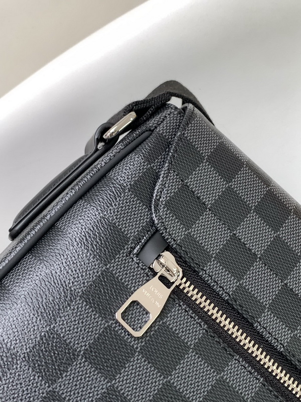 LV Handbags AAAA(Men)-199