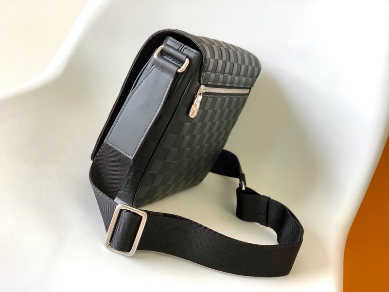 LV Handbags AAA(Men)-252
