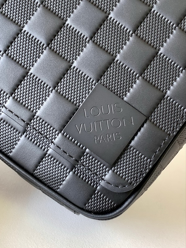LV Handbags AAA(Men)-252