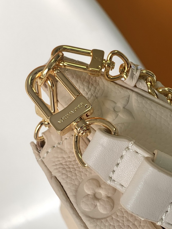 LV Handbags AAA(Women)-606