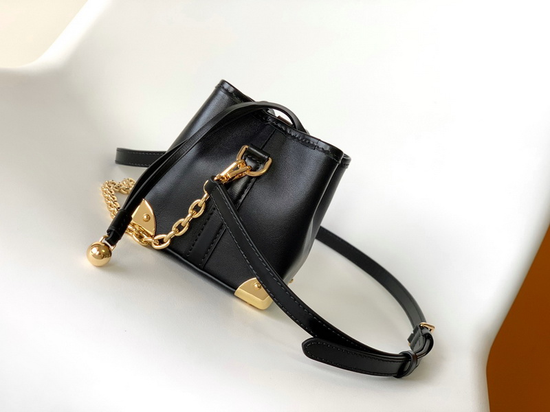 LV Handbags AAA(Women)-670