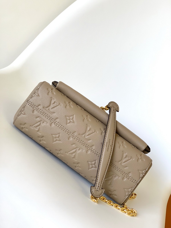 LV Handbags AAA(Women)-684