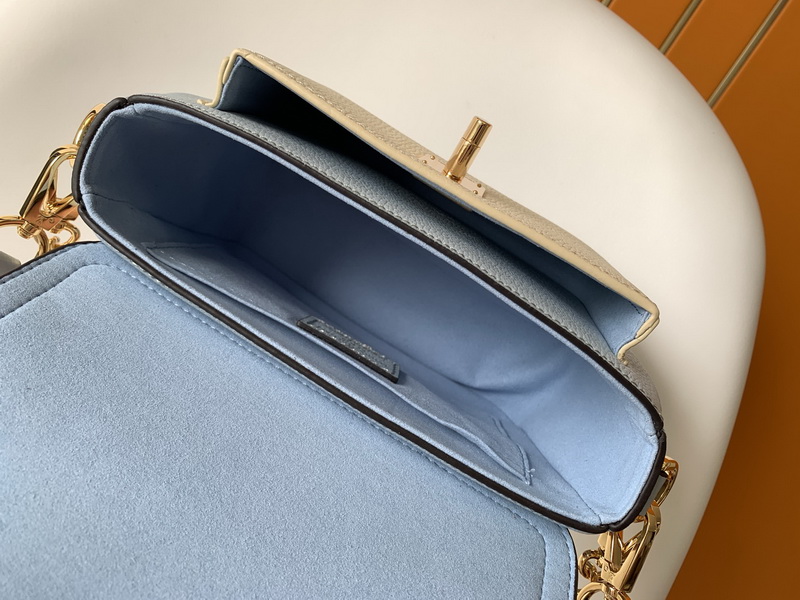 LV Handbags AAA(Women)-735