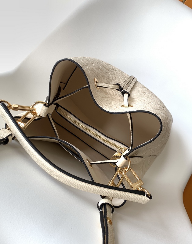 LV Handbags AAA(Women)-753