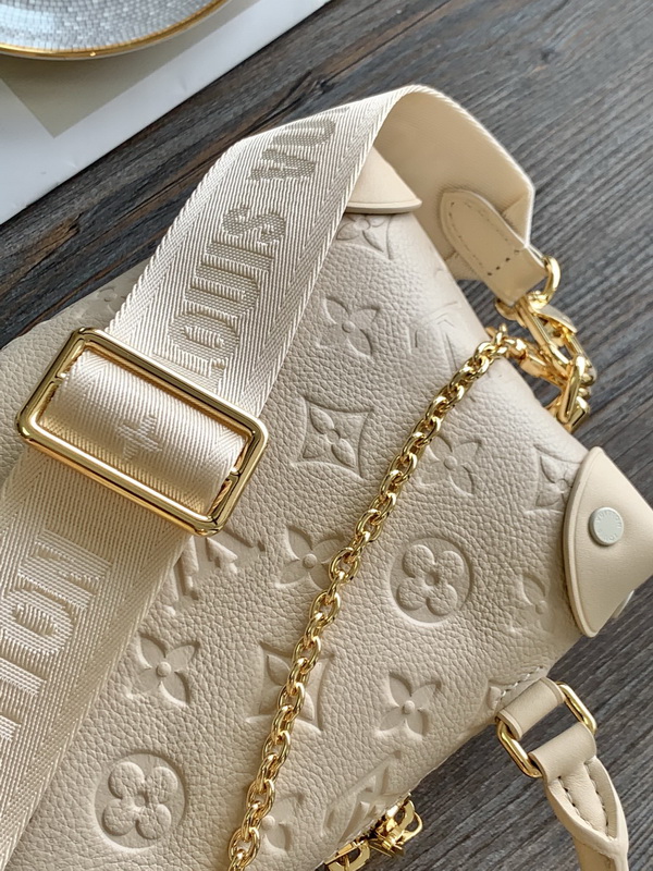 LV Handbags AAA(Women)-757