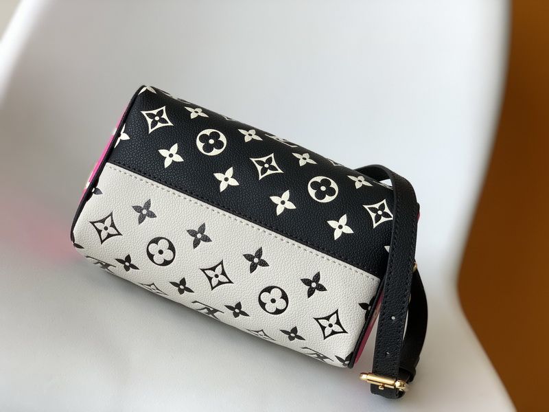 LV Handbags AAA(Women)-814