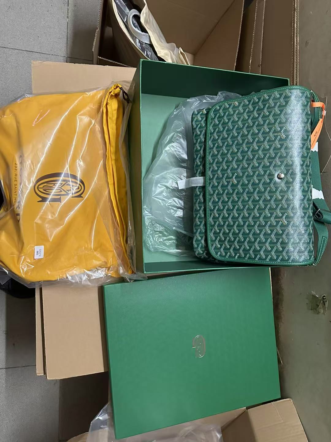 Goyard Handbags AAAA(Men)-001