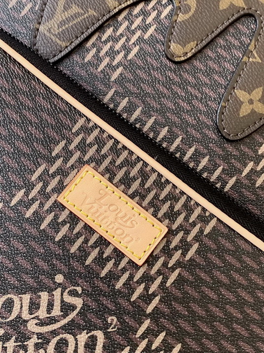 LV Backpack(AAA)-150