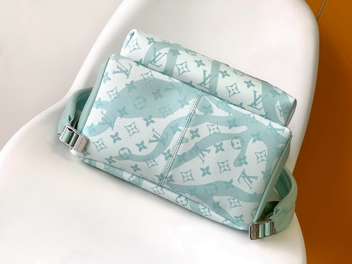 LV Backpack(AAA)-185