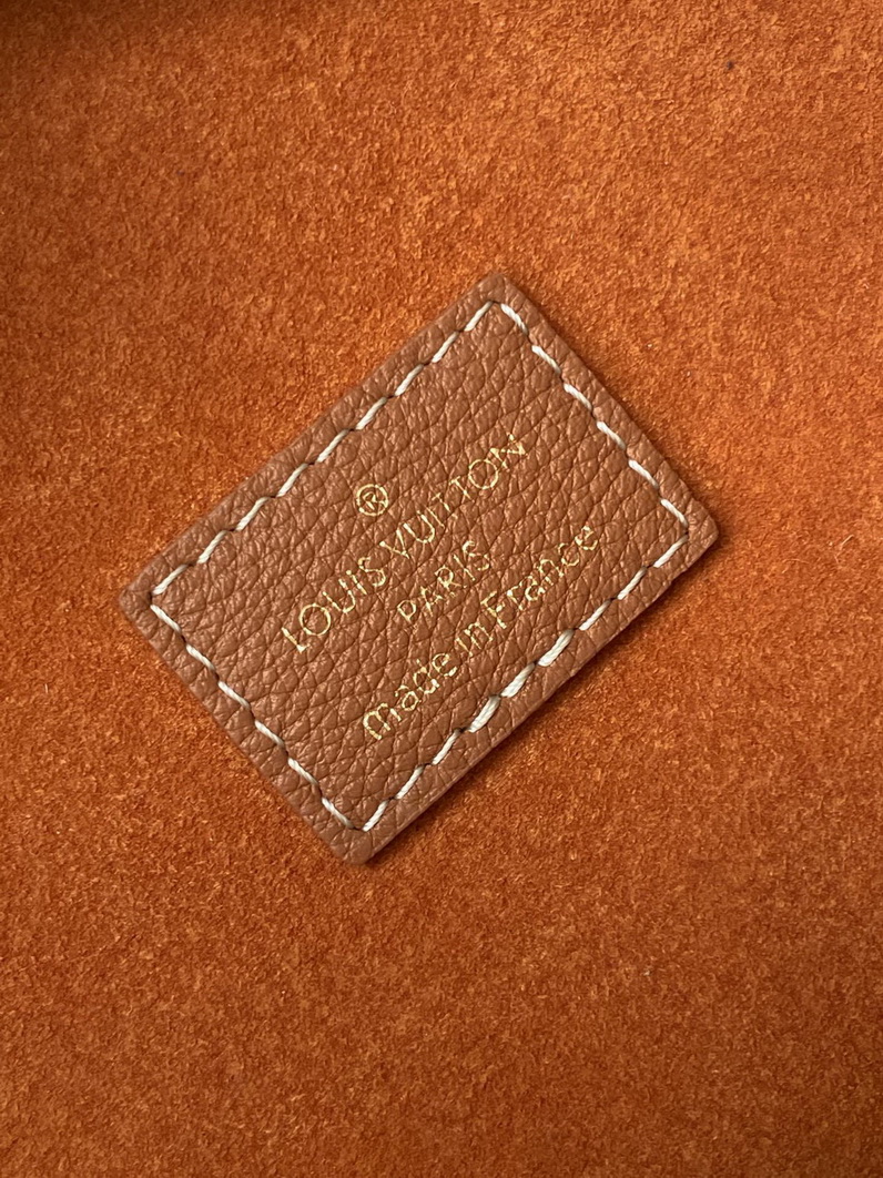 LV Bag-NFC(AAA)-602