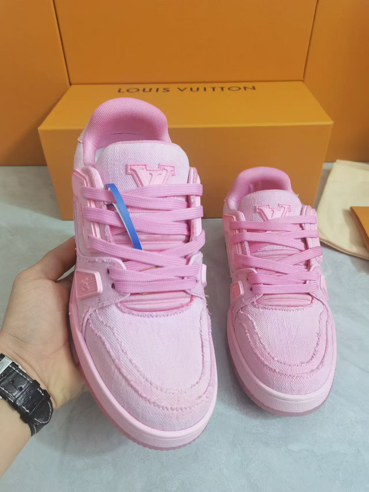 LV Shoes(AAA)-1080
