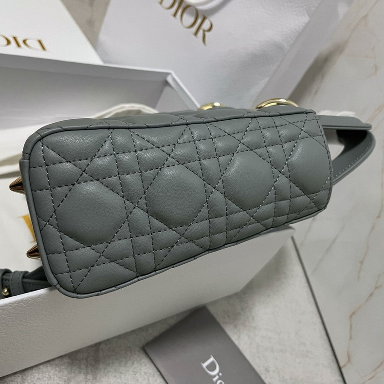 Dior Handbags AAA(Women)-133
