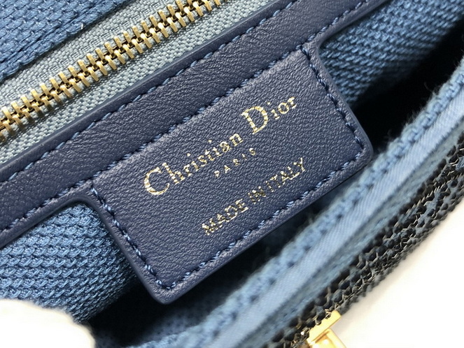 Dior Handbags AAA(Women)-223