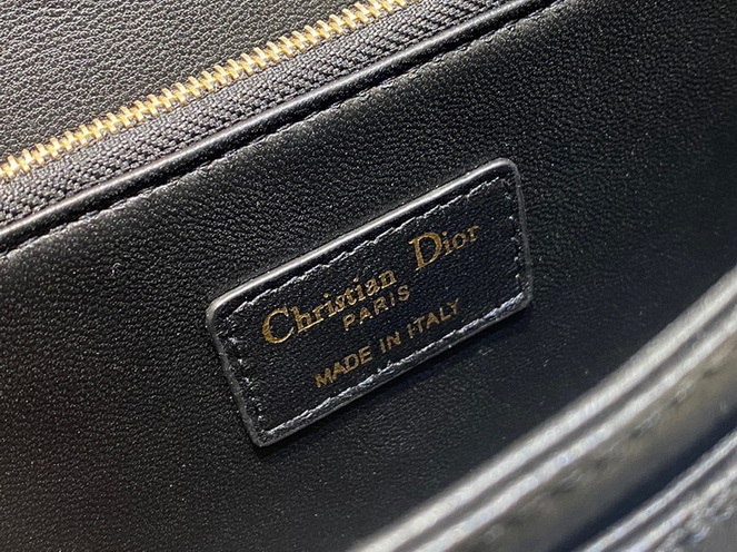 Dior Handbags AAA(Women)-233
