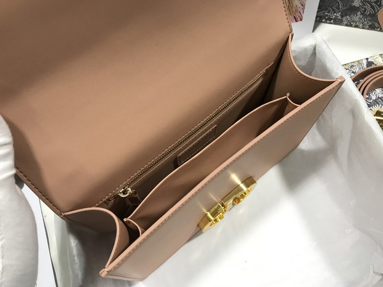 Dior Handbags AAA(Women)-237