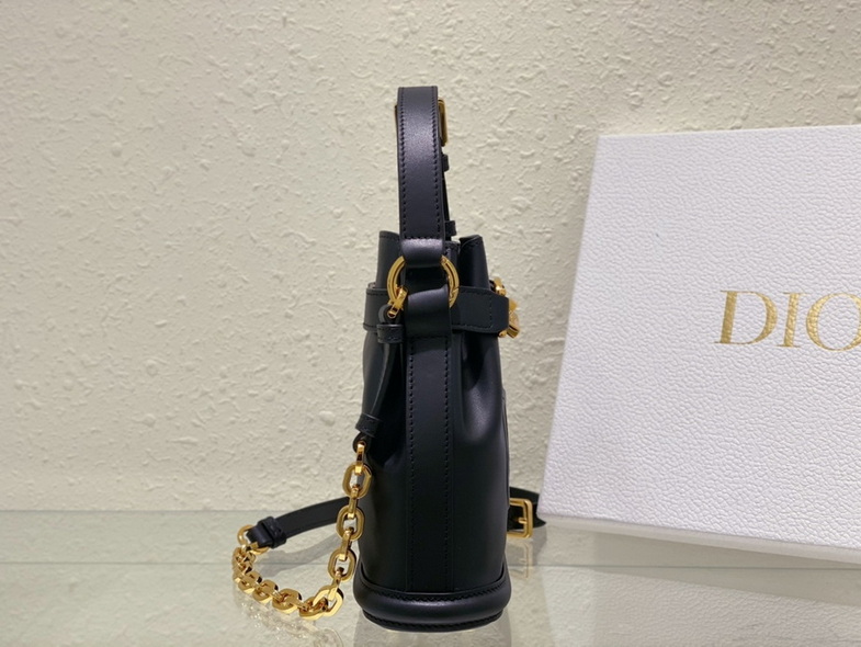 Dior Handbags AAA(Women)-241