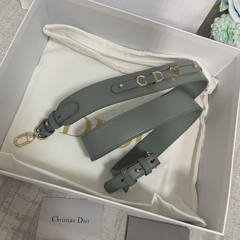 Dior Handbags AAA(Women)-135