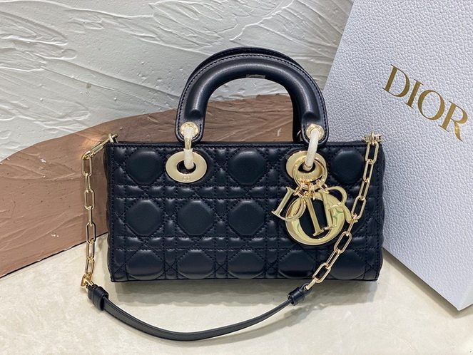 Dior Handbags AAA(Women)-246