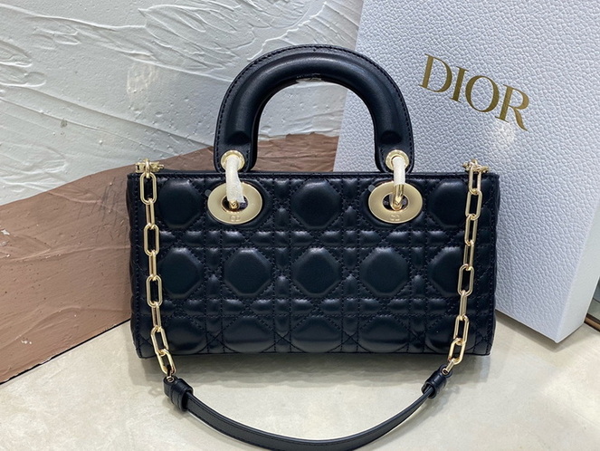 Dior Handbags AAA(Women)-246