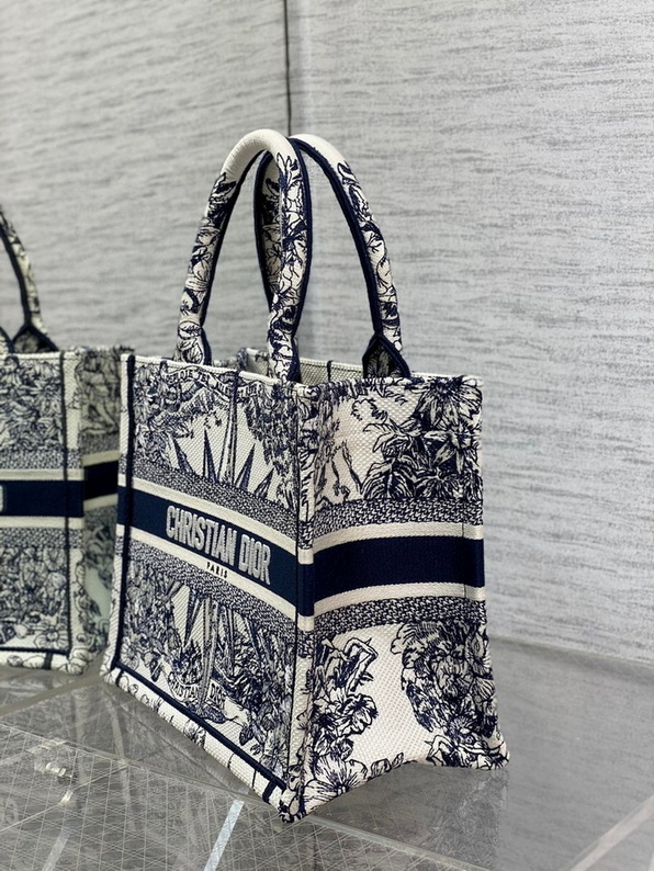 Dior Handbags AAA(Women)-251