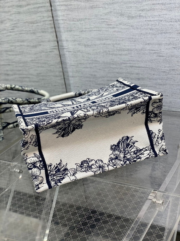 Dior Handbags AAA(Women)-251